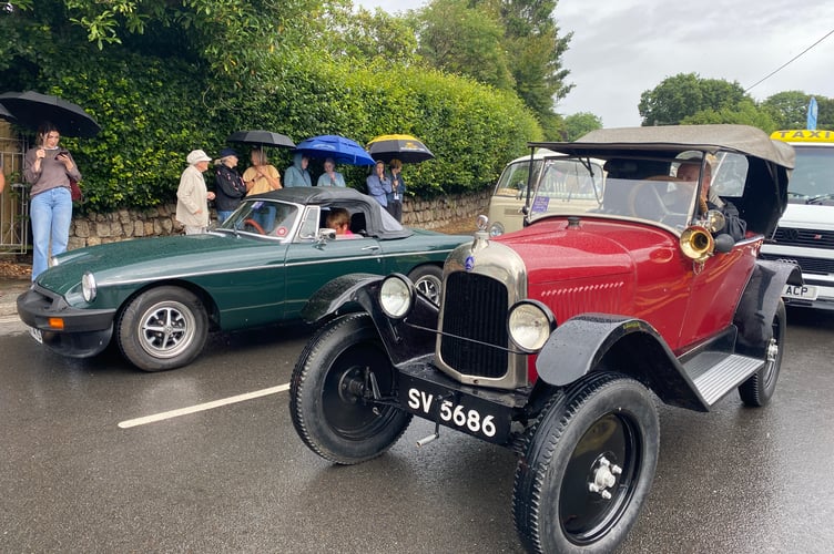 Vintage cars adding style to Tavistock Carnival.