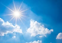 Sunny day: Light breeze under clear skies