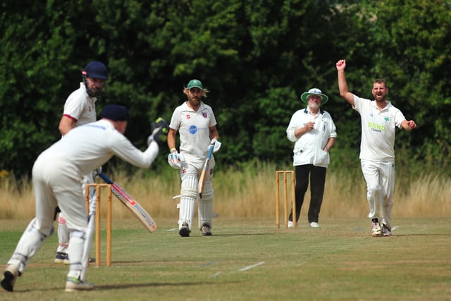 D and E Division West relegation fears