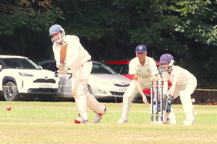 Yelverton 2s vs Whitchurch 2s action