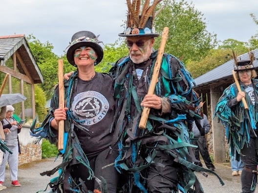 Lodestone Border Morris x xx 