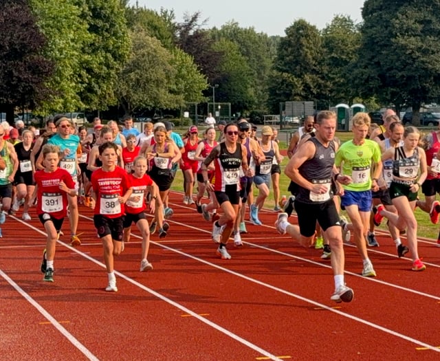 Bumper crowd attends monthly race