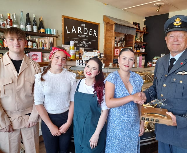 Yelverton shops pull out the stops for 1940s weekend