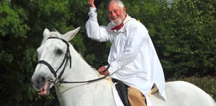 All along, down along with Uncle Tom and friends