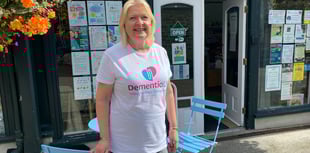 Loving daughter walks in memory of mum