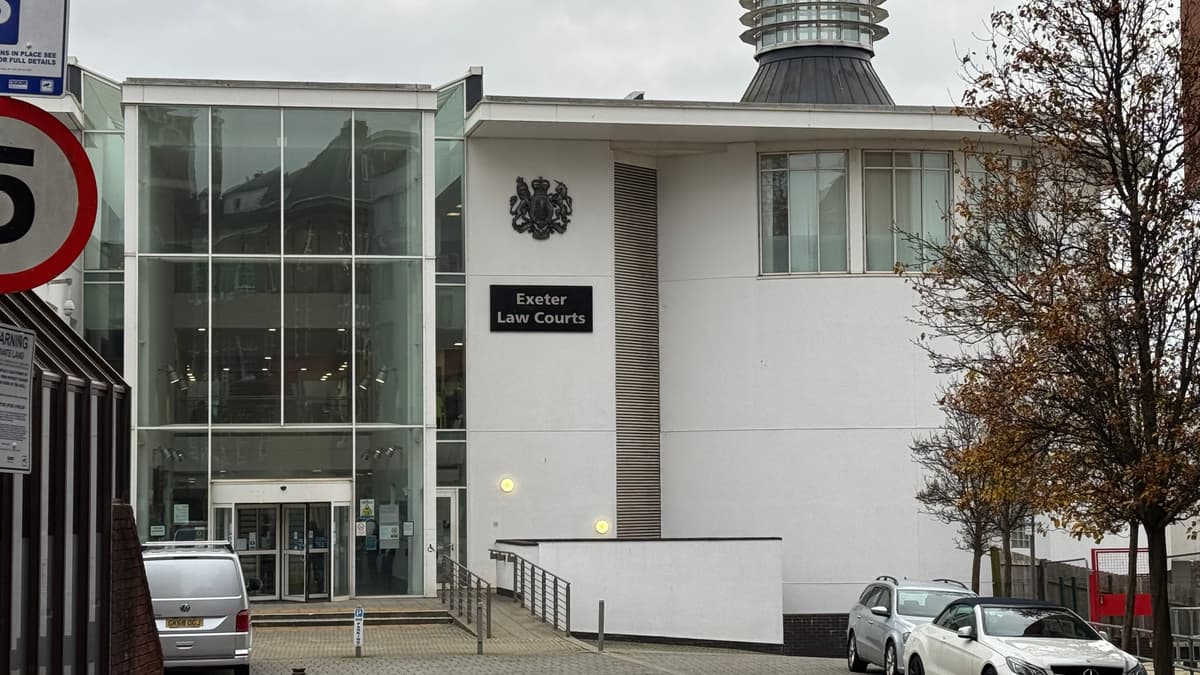 Fraudster taxi driver ordered to repay £60k