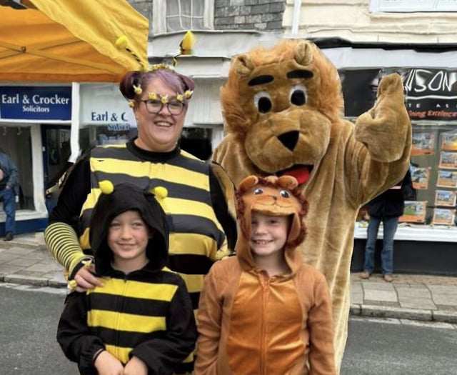 Creating a buzz at honey fair