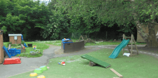 Lifton Academy's 'Stay and Play' for families