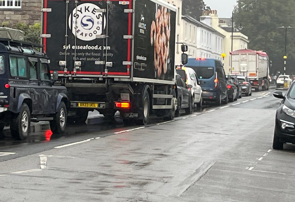 Tavistock traffic chaos due to halted gas work