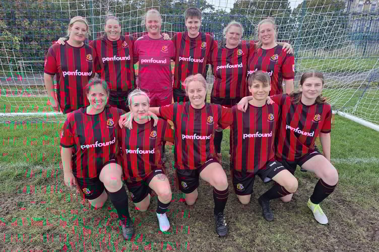 Tavistock AFC women team pic
