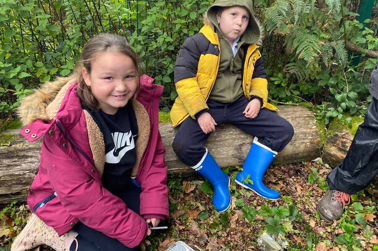 Learning outdoor skills, at Horrabridge School.
