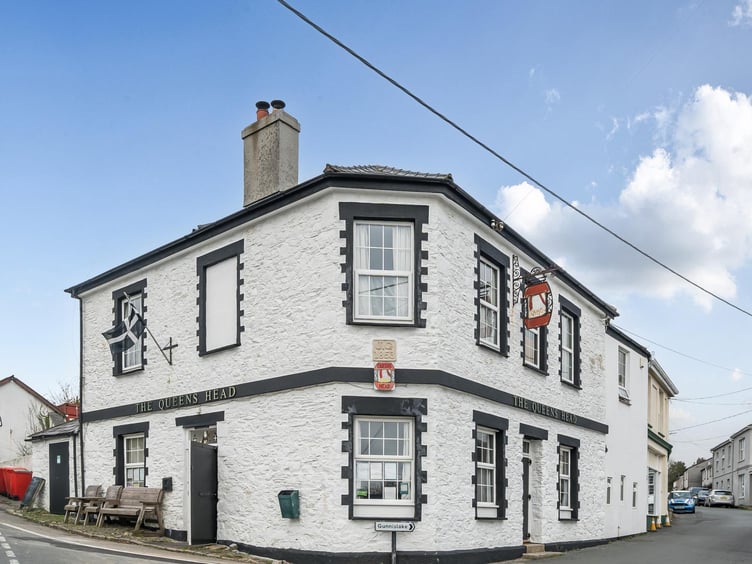 The Queens Head in Albaston has been put for sale at a guide price of £425,000
