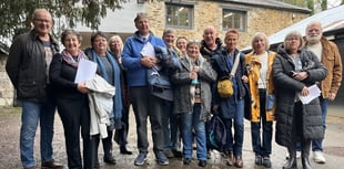 Devon Oaks caravan owners fight for homes amid planning dispute