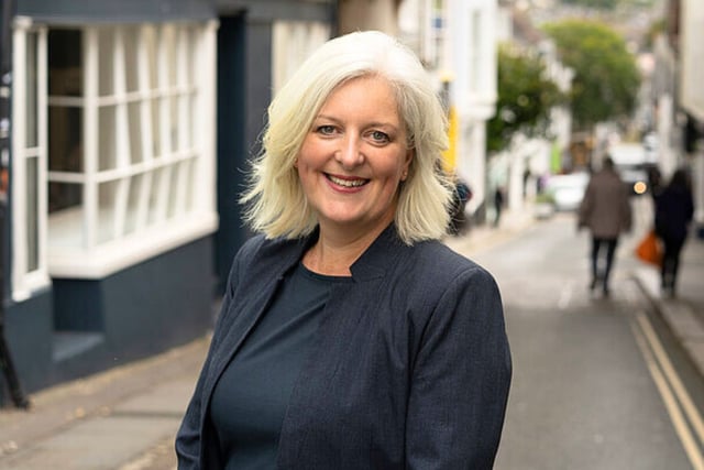 Devon MP secures PM’s pledge on school smartphone use