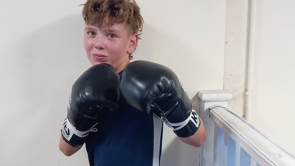 Tavistock boxer Daulton Wright triumphs in first competitive bout