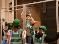 Young people invited to participate in theatre technician course