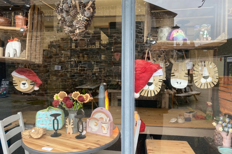 Alex's Oak Tree up-cycling mini-menagerie brings festive cheer to Tavistock Pannier Market.