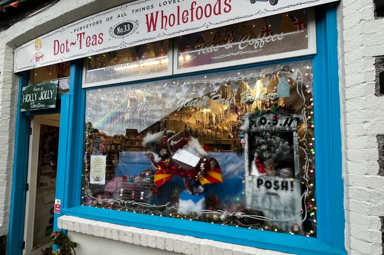 Tavistock BID's Christmas traders' display competition: Dot-Teas - highly commended.