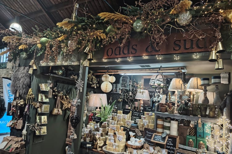 Tavistock Business Improvement District traders Christmas display competition: Odds and Suds - winners of best dressed market stall.