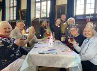 Memory cafe hosts festive party in town hall