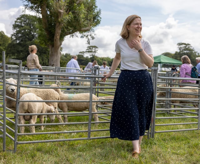 Rebecca Smith MP: Warmest wishes for the festive season