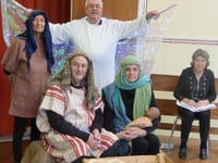 Travelling church and choir shares Advent story