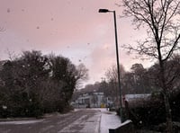 West Devon police advise drivers not to travel due to hazardous ice 