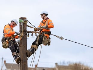West Devon householders urged to dial 105 in a power cut