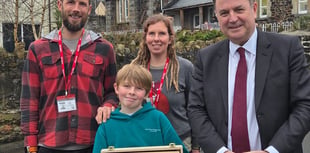 South Tawton pupil wins Sir Mel’s Christmas card contest