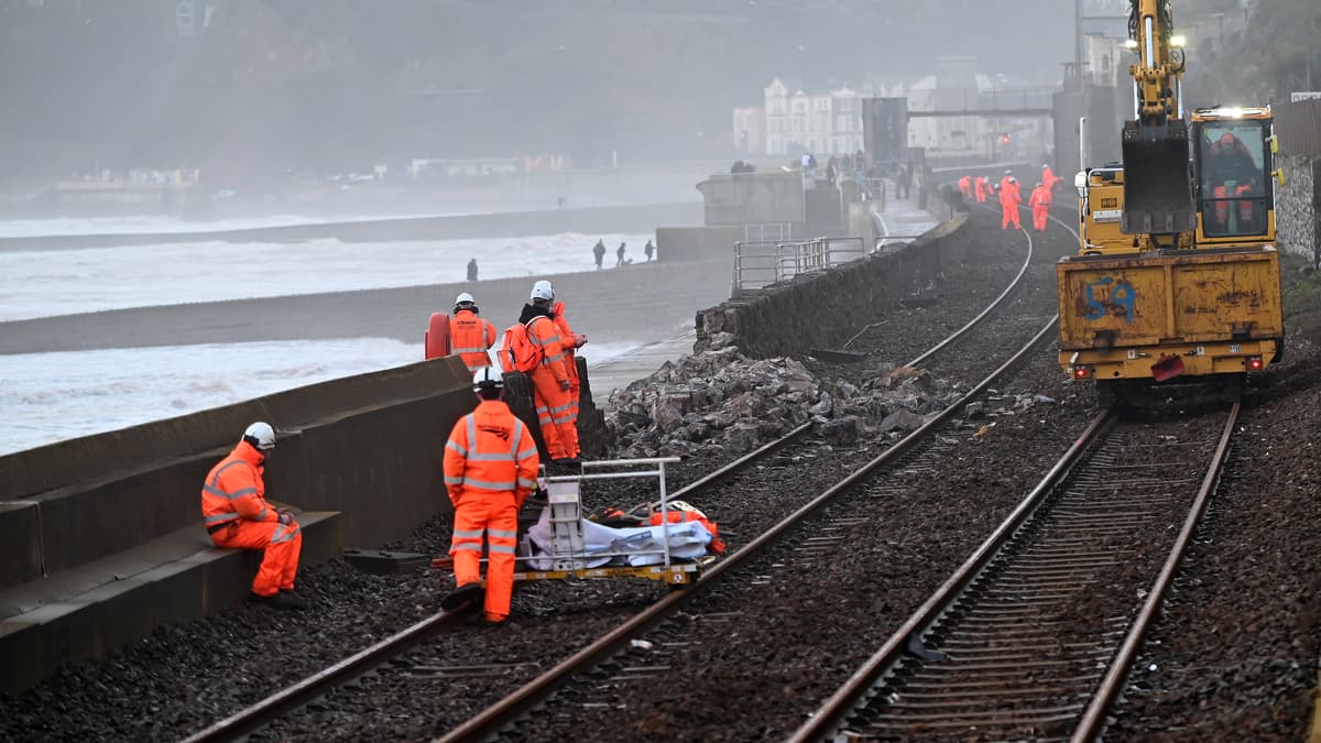 Storm-Battered Dawlish Rail Line Holds Strong Against Storms