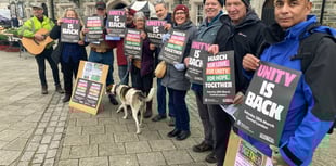 Anti-racism campaigners back up peace protesters at Friday protests