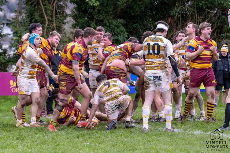 Okehampton RFC try celebrations vs Crediton