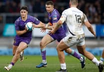 Chiefs advance into last four with victory over Cup holders