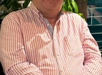 Con Zss move to within touching distance