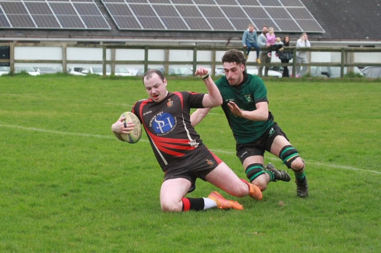 Touch-down for Liam Watts