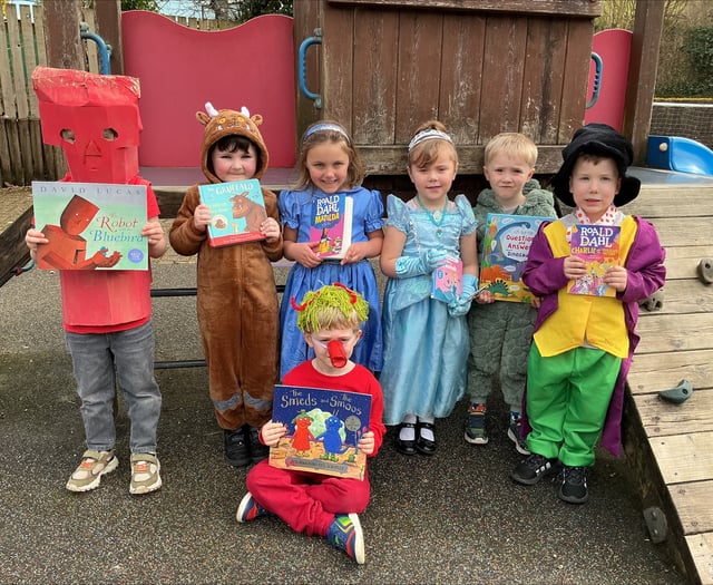 Horrabridge Primary teams up with Marjon for World Book Day