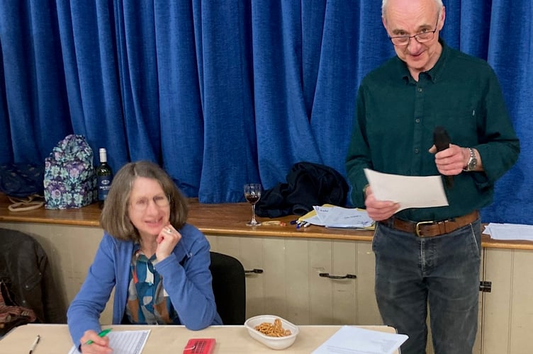 Mary Tavy Quiz quizmasters Paul and Jenny Reid.