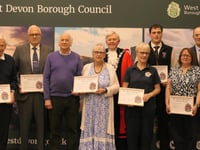 Top citizens receive mayoral community awards