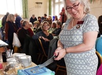  King marks community shop success