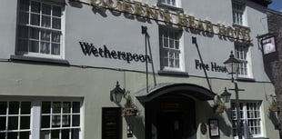 Town pub's late-night opening plan opposed