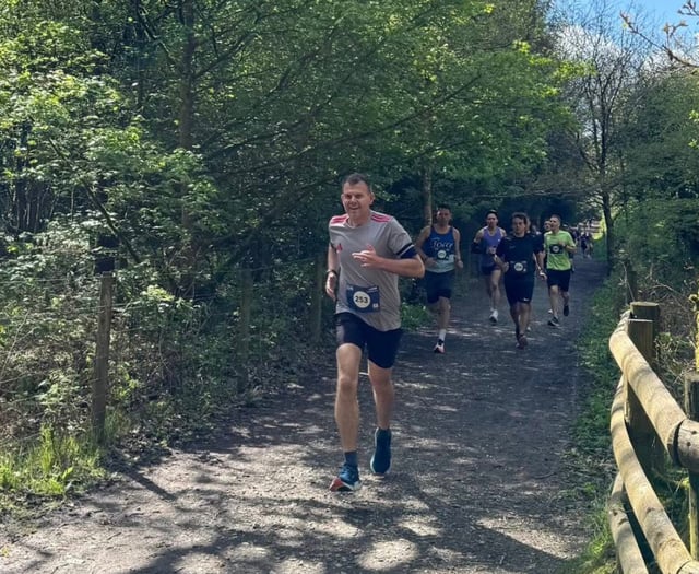 Roadford runners raise thousands