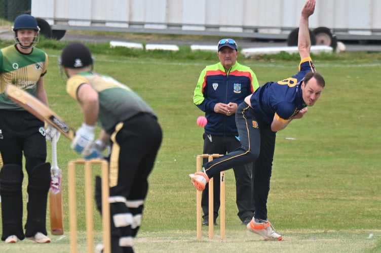 Devon Cricket League Premier Division. Bradninch and Kentisbeare versus Tavistock. Play was abandoned after 10 overs.Tavi bowler James McGahey
