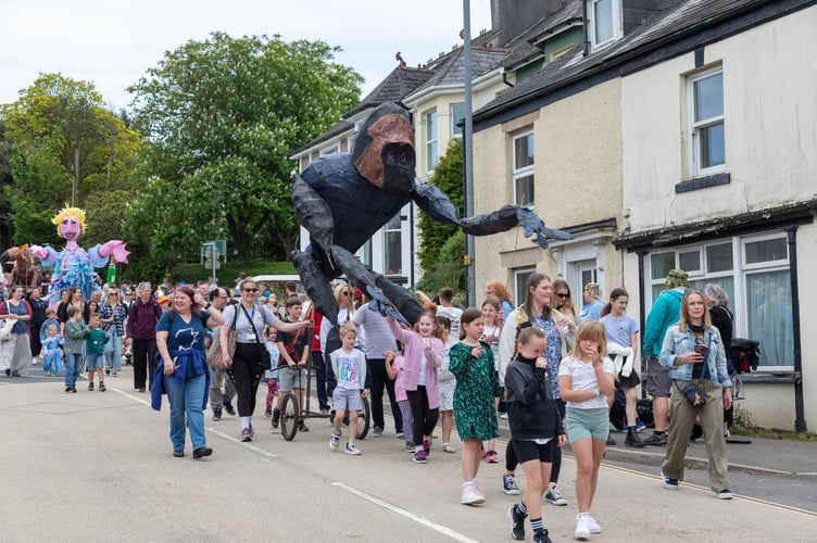The annual MayFest parade makes it way through the streets of Callington (Picture: Mel Peters)