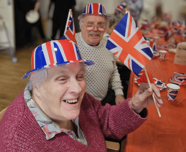 Hatherleigh Nursing Home celebrates VE Day with street party