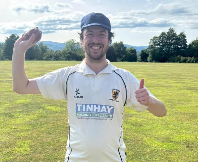 Smith stars with an eight-wicket haul 