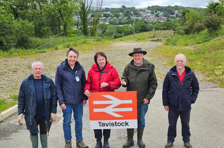 Alan Clark is the Secretary for the Devon and Cornwall branch of Rail Future
Tim Steer, who is the Chair of the Devon and Cornwall branch of Rail Future
Anne Johnson Mayor of Tavistock and Vice Chair of TavyRAIL
Richard Searight Chair of TavyRAIL
Simon Earland Treasurer TavyRail