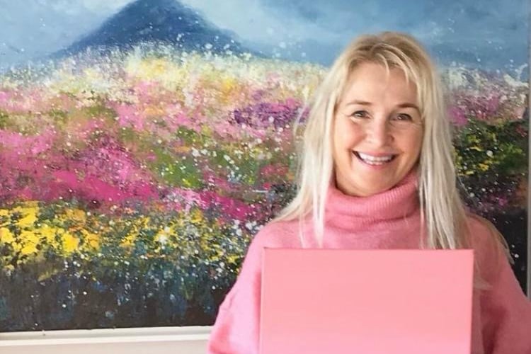 Laure Bury is a British painter whose work is in public and private collections worldwide. She has lived in several different countries and lives on the edge of Dartmoor and is particularly interested in the practise of mindfulness in the creation of her paintings.