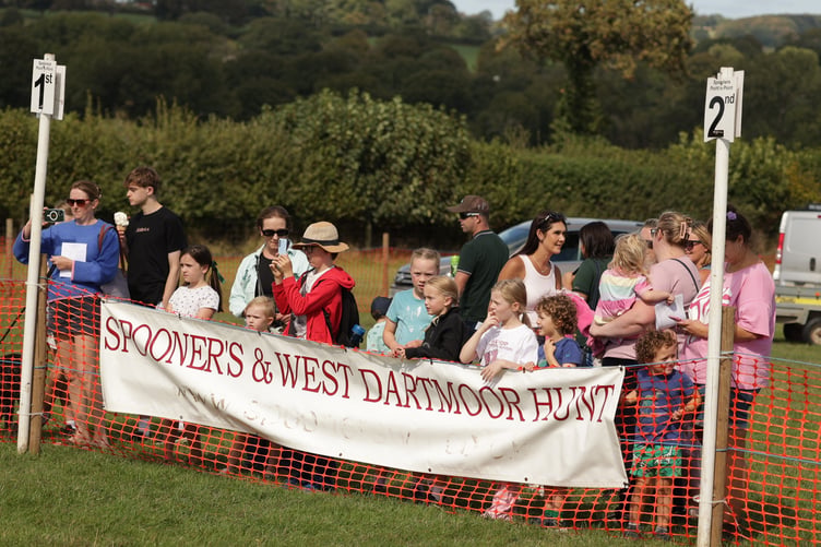 Spooners and West Dartmoor Hunt pony racing at Lamerton. Picture by Chris Cotterell.