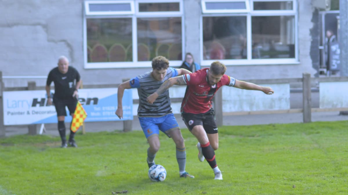 „Herausragende Leistungen in der zweiten Halbzeit“ führen Tavistock AFC ...
