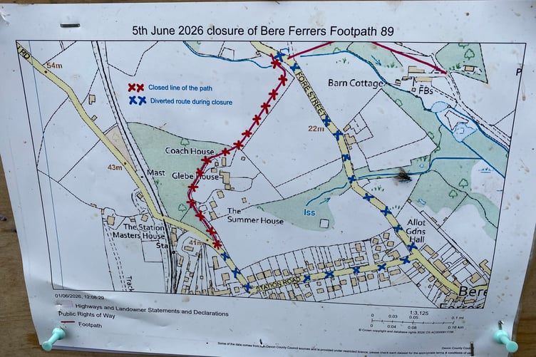 Walkers fed up with a closed Bere Ferrers footpath and smell from a septic tank are calling for its reopening.